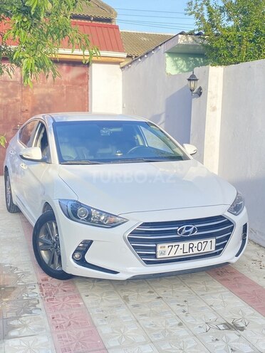 Hyundai Avante 2015, 146,000 km - 1.6 л - Bakı