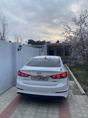 Hyundai Avante 2015, 146,000 km - 1.6 л - Bakı