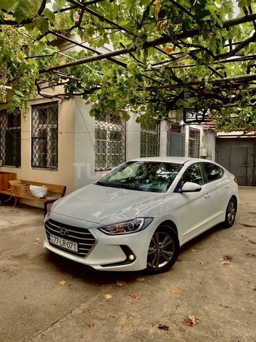 Hyundai Avante 2015, 146,000 km - 1.6 л - Bakı