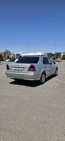 Mercedes C 240 1999, 324,567 km - 2.4 л - Tovuz