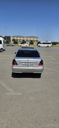 Mercedes C 240 1999, 324,567 km - 2.4 л - Tovuz