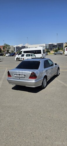 Mercedes C 240 1999, 324,567 km - 2.4 л - Tovuz