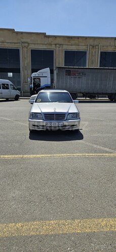 Mercedes C 240 1999, 324,567 km - 2.4 л - Tovuz