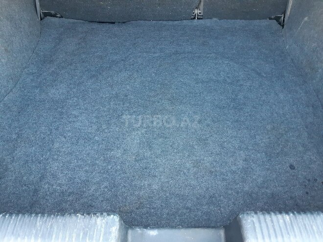 Ford Focus 2003, 350,000 km - 2.0 l - Zaqatala