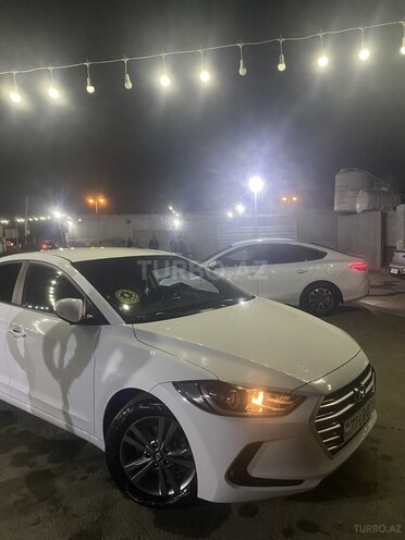 Hyundai Avante 2015, 146,000 km - 1.6 л - Bakı