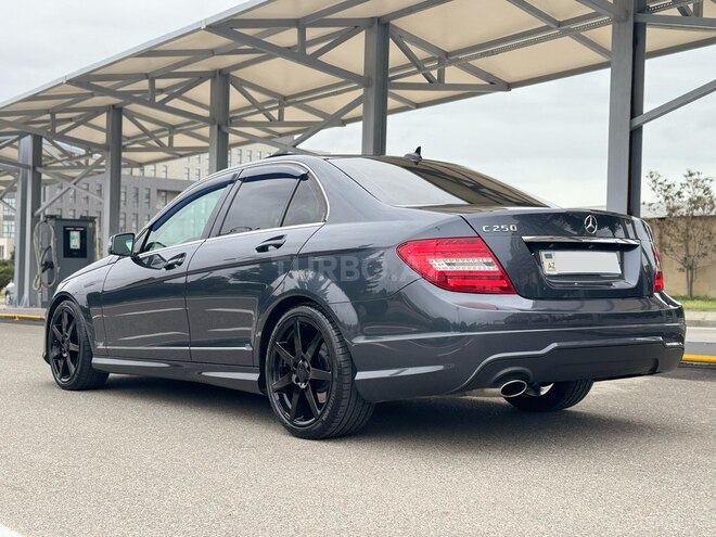 Mercedes C 250 2014, 183,000 km - 1.8 л - Bakı