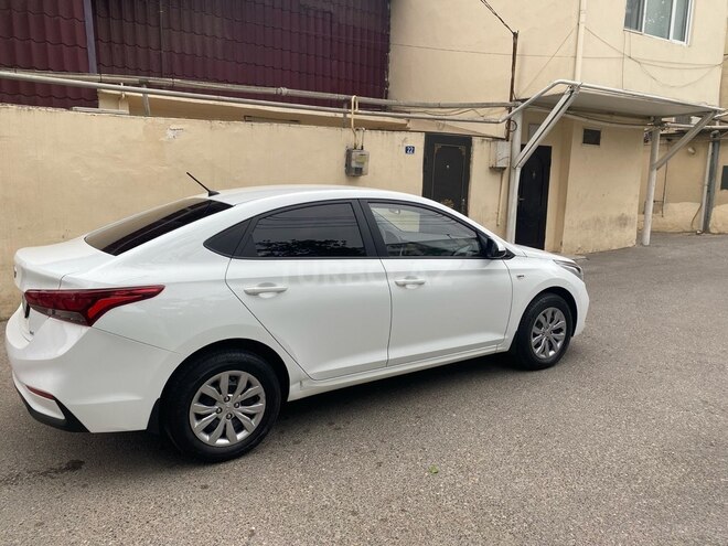 Hyundai Accent 2019, 155,000 km - 1.6 л - Bakı