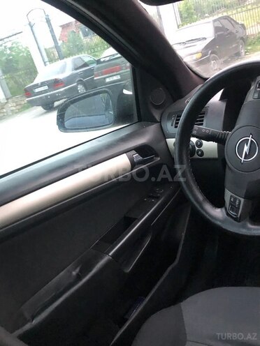 Opel Astra 2008, 400,000 km - 1.3 l - Qusar