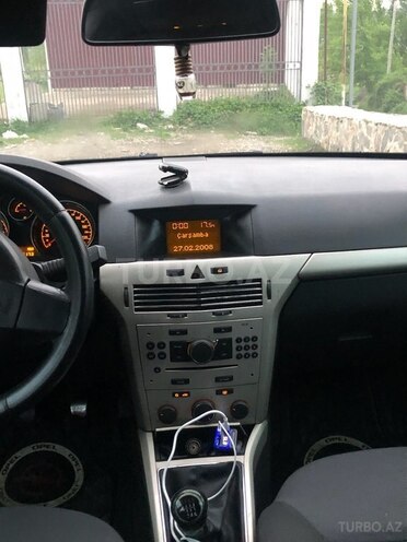 Opel Astra 2008, 400,000 km - 1.3 l - Qusar