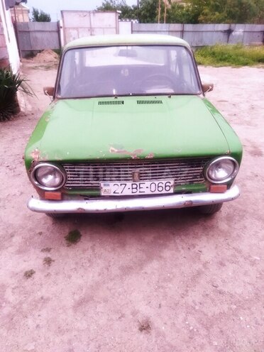 LADA (VAZ) 21011 1977, 91,500 km - 1.3 l - Salyan