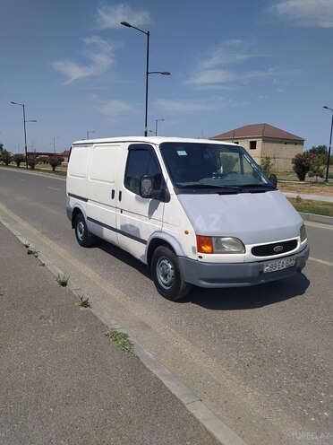 Ford Transit 1999, 812,190 km - 2.5 l - Yevlax