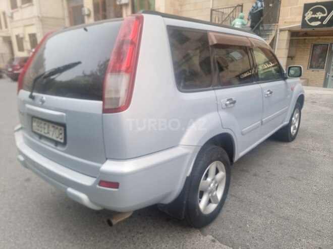 Nissan X-Trail 2002, 220,000 km - 2.0 л - Qazax