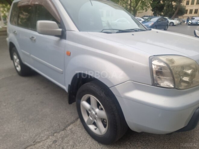 Nissan X-Trail 2002, 220,000 km - 2.0 л - Qazax