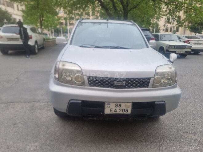 Nissan X-Trail 2002, 220,000 km - 2.0 л - Qazax