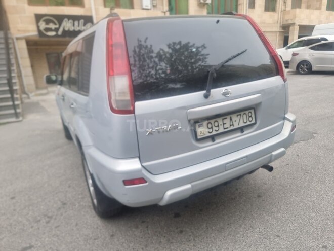 Nissan X-Trail 2002, 220,000 km - 2.0 л - Qazax