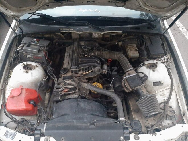 BMW 318 1991, 450,000 km - 1.8 l - Bakı