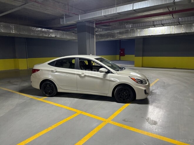 Hyundai Accent 2016, 133,000 km - 1.6 l - Bakı