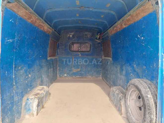 Mercedes 208 D 1992, 300,000 km - 2.9 l - Bakı