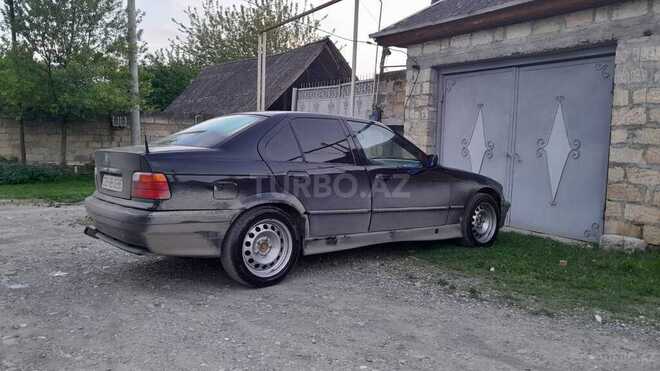 BMW 320 1992, 400,000 km - 2.0 л - Bakı