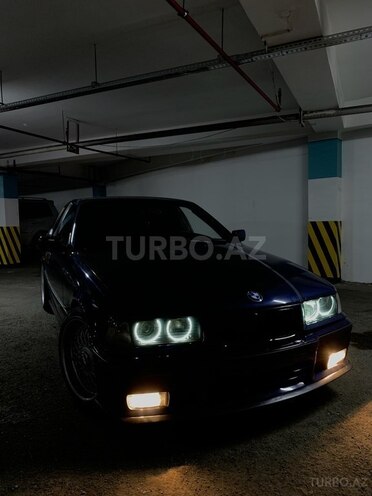 BMW 320 1998, 286,000 km - 2.0 l - Bakı