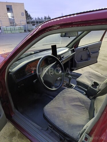 Mercedes 190 1992, 300,000 km - 1.8 l - Bakı