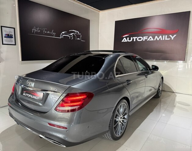 Mercedes E 220 d 2016, 249,500 km - 2.2 l - Bakı