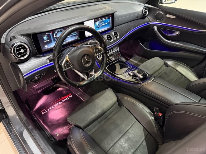 Mercedes E 220 d 2016, 249,500 km - 2.2 l - Bakı
