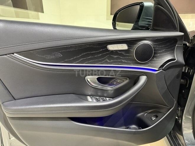 Mercedes E 220 d 2016, 249,500 km - 2.2 l - Bakı
