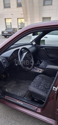 Mercedes C 200 1997, 258,000 km - 2.0 l - Tovuz