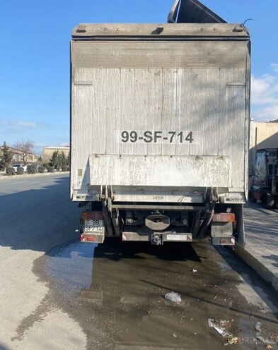 Mercedes Axor 2533 2006, 579,000 km - 7.5 l - Bakı