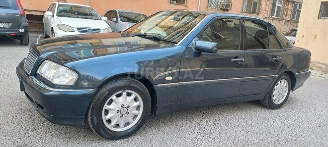 Mercedes C 200 1997, 236,000 km - 2.0 l - Bakı