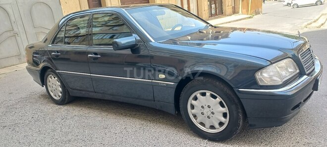 Mercedes C 200 1997, 236,000 km - 2.0 l - Bakı