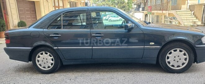 Mercedes C 200 1997, 236,000 km - 2.0 l - Bakı