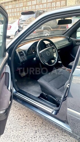 Mercedes C 200 1997, 236,000 km - 2.0 l - Bakı