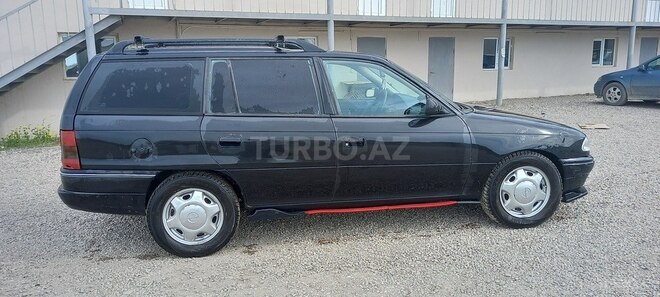 Opel Astra 1995, 51,111 km - 1.8 l - Quba