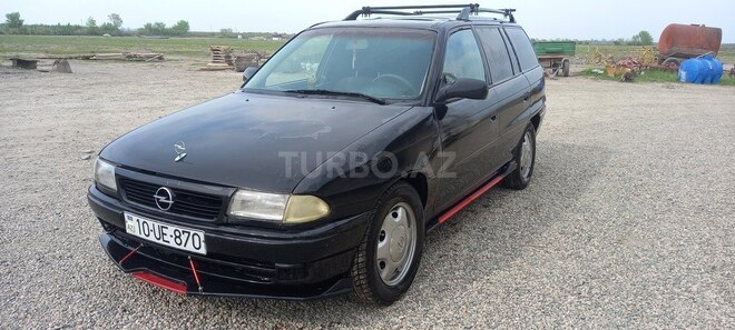 Opel Astra 1995, 51,111 km - 1.8 l - Quba