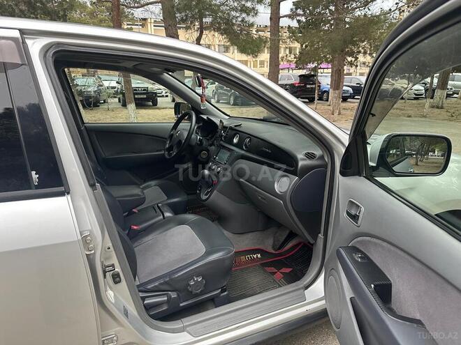 Mitsubishi Airtrek 2001, 288,000 km - 2.4 l - Sumqayıt