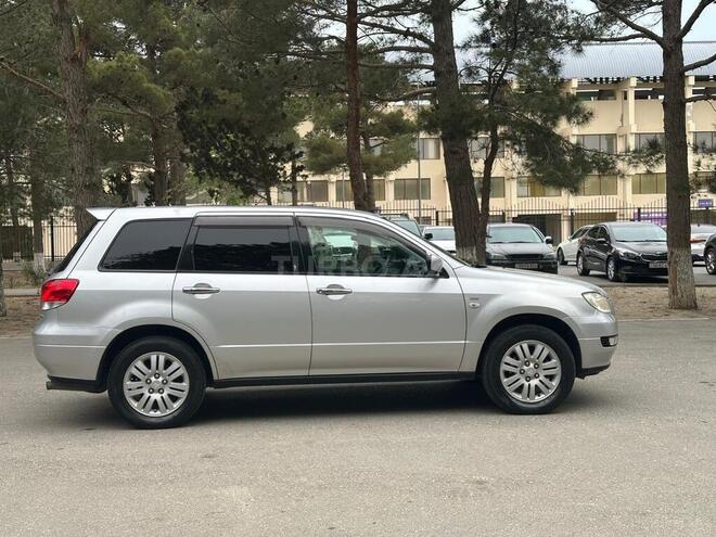 Mitsubishi Airtrek 2001, 288,000 km - 2.4 l - Sumqayıt
