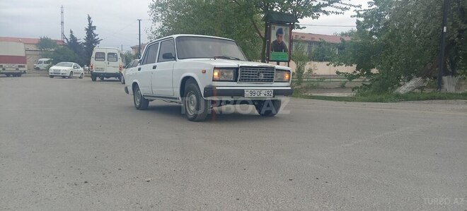 LADA (VAZ) 2107 2004, 58,852 km - 1.6 l - Salyan