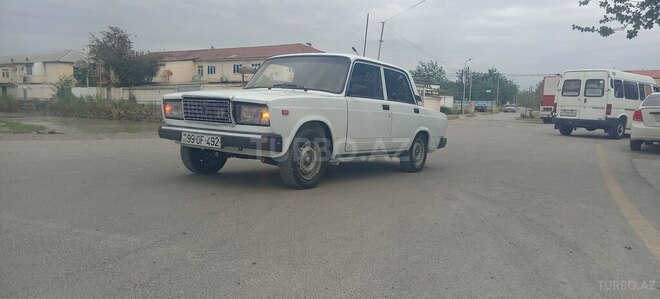 LADA (VAZ) 2107 2004, 58,852 km - 1.6 l - Salyan