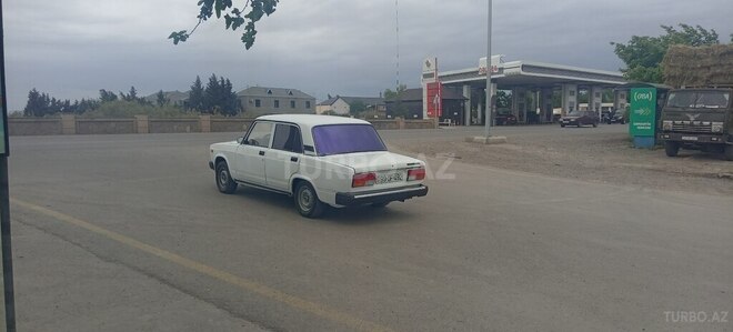 LADA (VAZ) 2107 2004, 58,852 km - 1.6 l - Salyan
