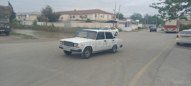 LADA (VAZ) 2107 2004, 58,852 km - 1.6 l - Salyan