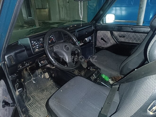 LADA (VAZ) Niva 2007, 300,000 km - 1.7 l - Quba