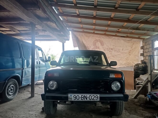 LADA (VAZ) Niva 2007, 300,000 km - 1.7 l - Quba