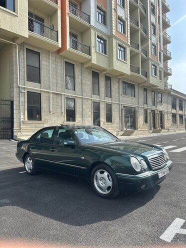 Mercedes E 230 1996, 250,000 km - 2.3 l - Bakı