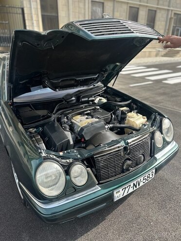 Mercedes E 230 1996, 250,000 km - 2.3 l - Bakı
