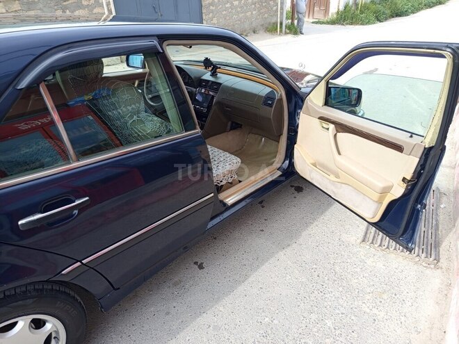 Mercedes C 220 1995, 397,542 km - 2.2 л - Bakı