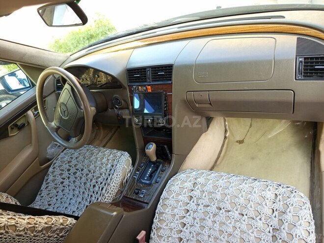 Mercedes C 220 1995, 397,542 km - 2.2 л - Bakı