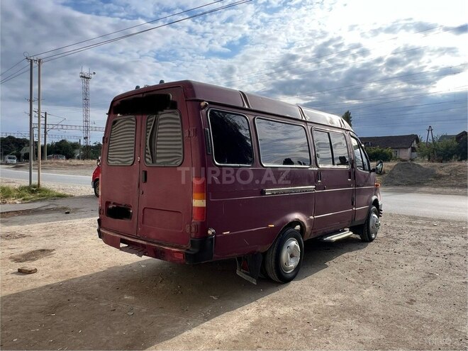 GAZ 32212 2002, 340,000 km - 2.7 l - Xudat