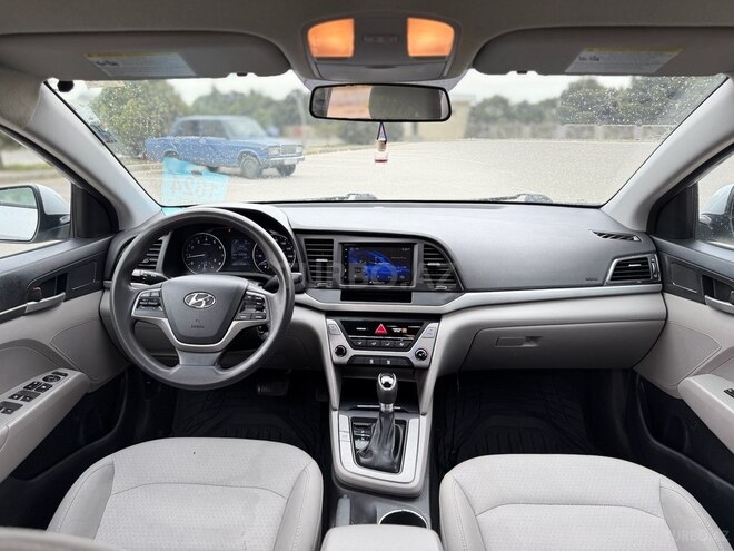 Hyundai Elantra 2017, 174,000 km - 2.0 л - Bakı